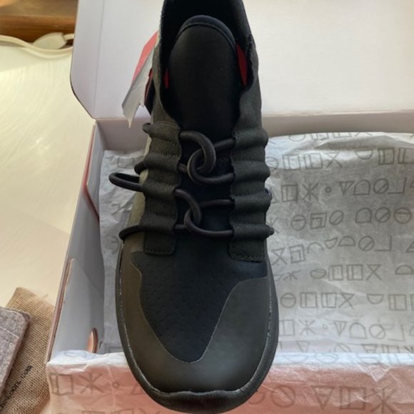 SKYE Footwear The Powll EL High-Top Sneakers - BNIB Never Worn - Picture 4 of 7